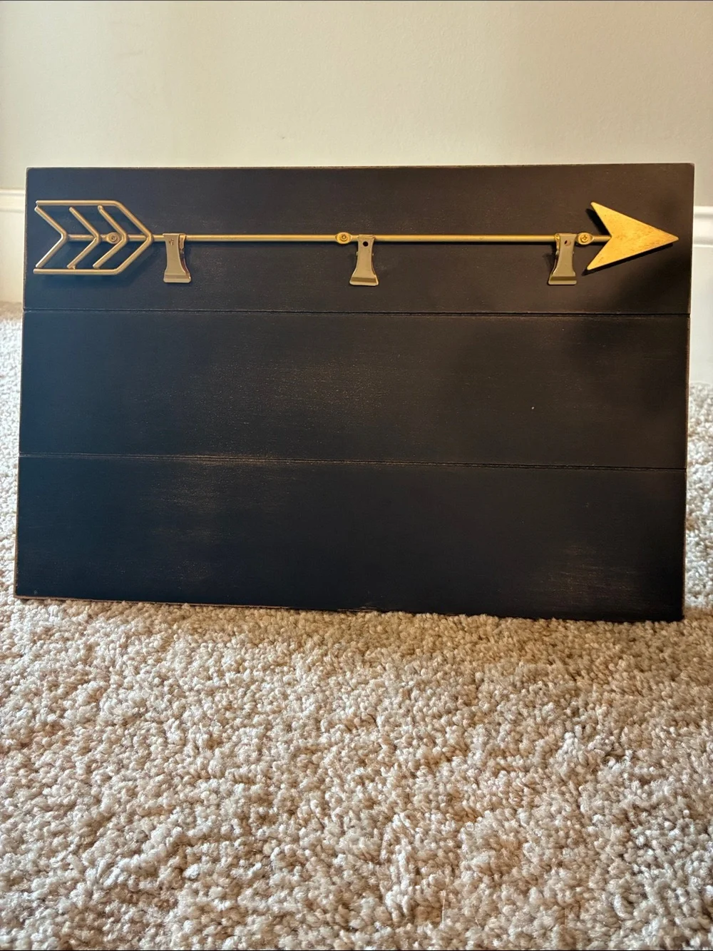 Black Wood Arrow Wall Key Holder with Gold Hooks